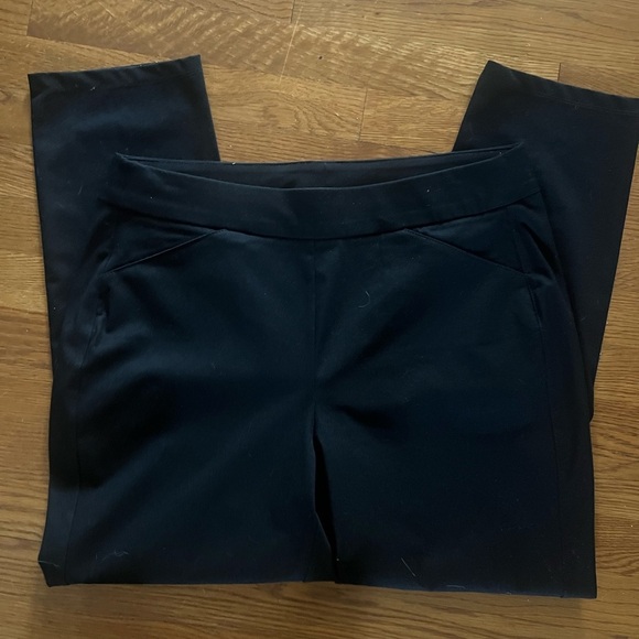 Chico’s ladies Travelers collection, black pants, US size 12 Chico size 2. - Picture 8 of 10